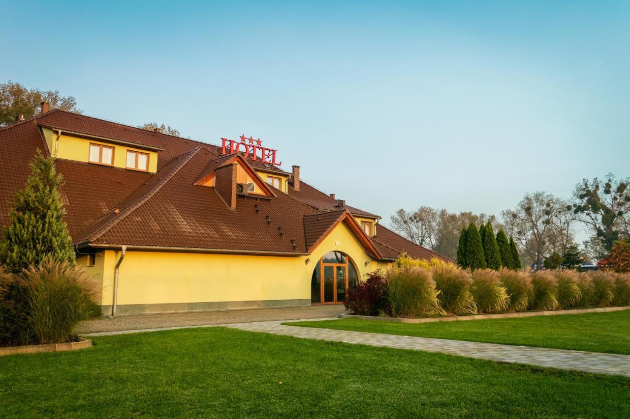 Zajazd U Dziadka Opole Exterior photo